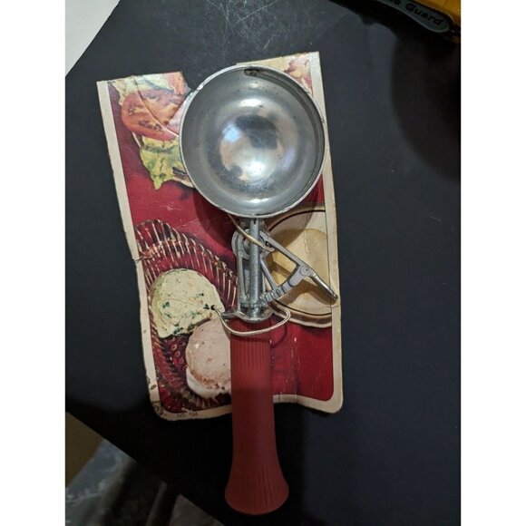 Vintage Progressue Mechanical Ice Cream Scoop with Red Handle NOS - Picture 2 of 4